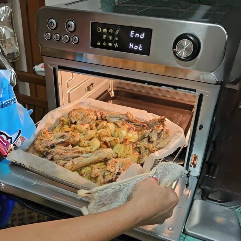 Friggitrice ad aria con cestello estraibile